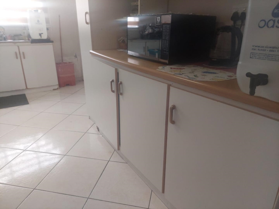 5 Bedroom Property for Sale in Bonela KwaZulu-Natal