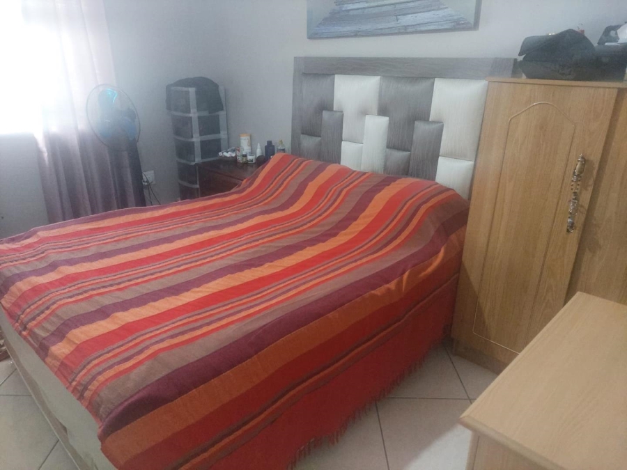 5 Bedroom Property for Sale in Bonela KwaZulu-Natal