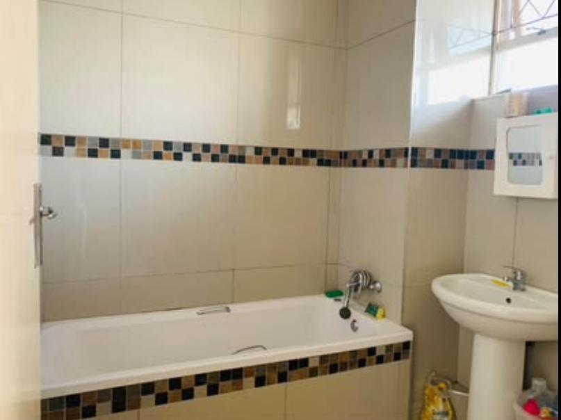 1 Bedroom Property for Sale in Pinetown KwaZulu-Natal