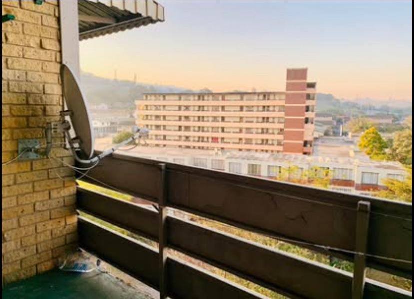 1 Bedroom Property for Sale in Pinetown KwaZulu-Natal