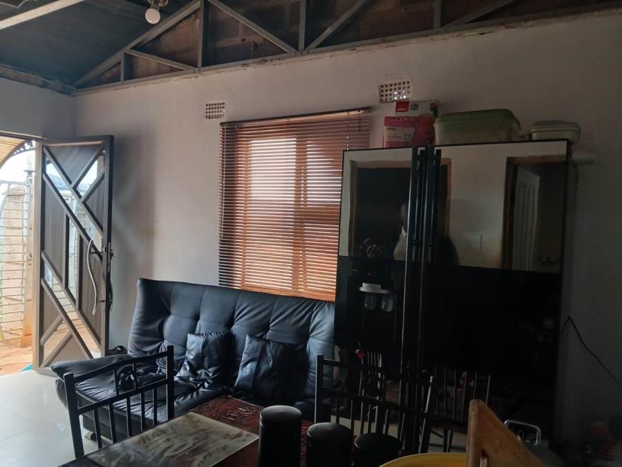 1 Bedroom Property for Sale in Pinetown KwaZulu-Natal