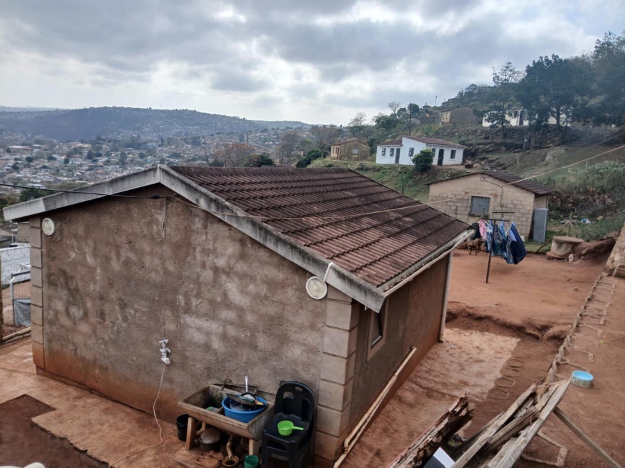 1 Bedroom Property for Sale in Pinetown KwaZulu-Natal