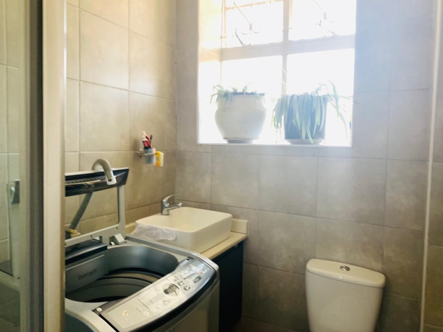 To Let 2 Bedroom Property for Rent in Durban Central KwaZulu-Natal
