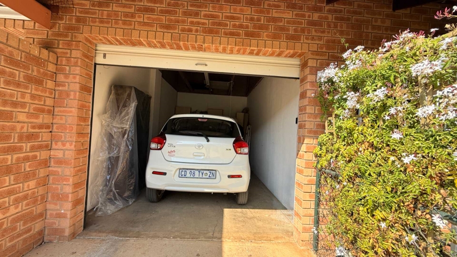 2 Bedroom Property for Sale in Howick North KwaZulu-Natal
