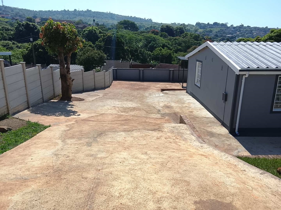 2 Bedroom Property for Sale in Bombay Heights KwaZulu-Natal