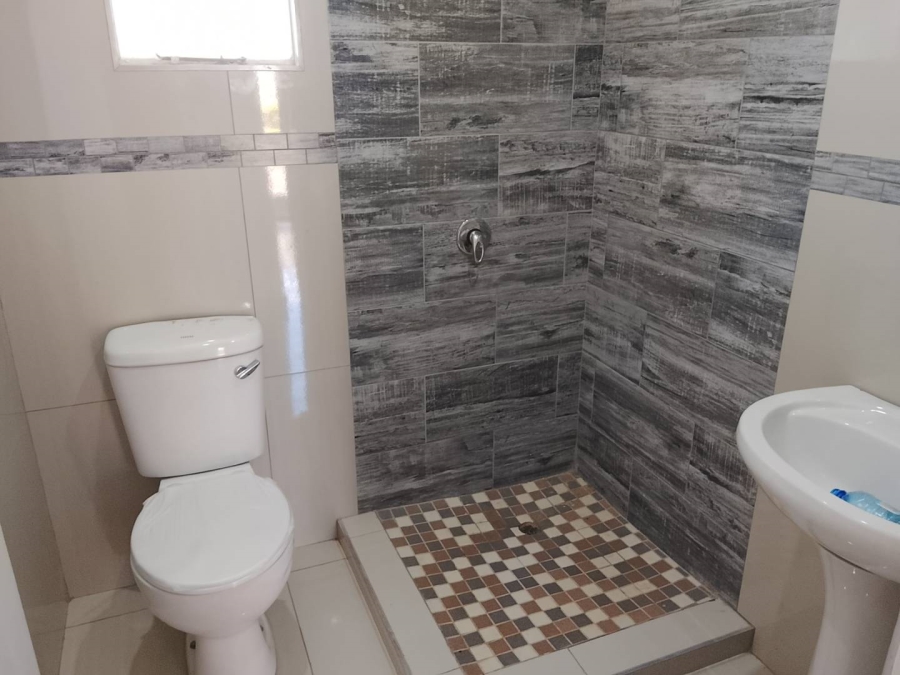 2 Bedroom Property for Sale in Bombay Heights KwaZulu-Natal