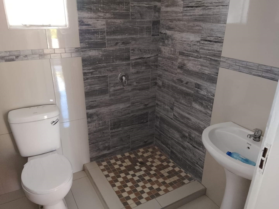 2 Bedroom Property for Sale in Bombay Heights KwaZulu-Natal