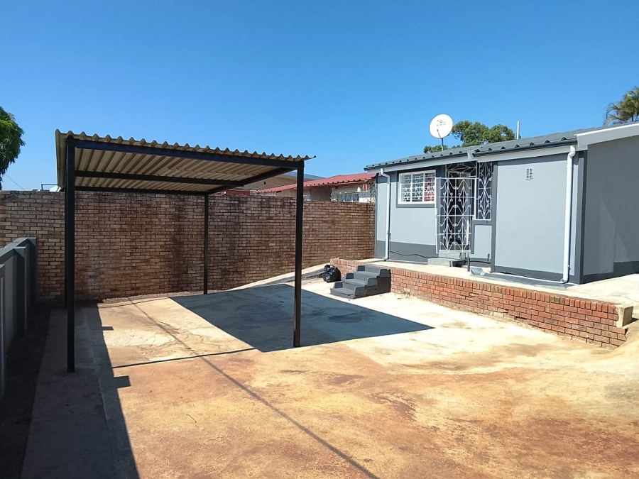 2 Bedroom Property for Sale in Bombay Heights KwaZulu-Natal