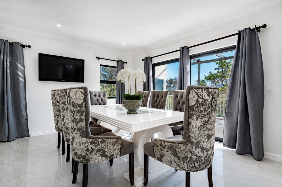 5 Bedroom Property for Sale in Cotswold Downs Estates KwaZulu-Natal