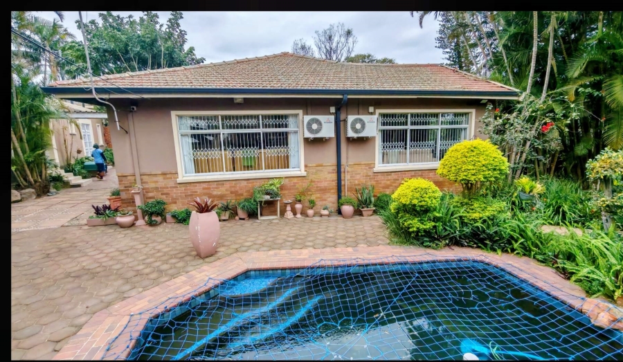 4 Bedroom Property for Sale in Sherwood KwaZulu-Natal