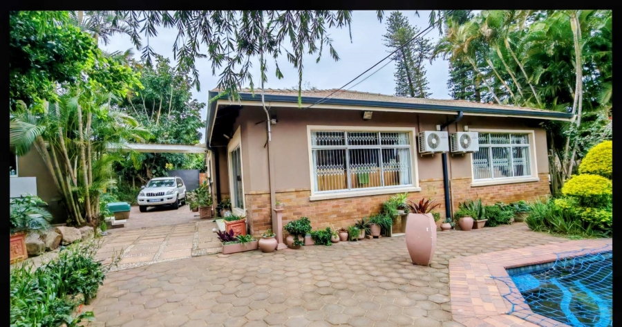 4 Bedroom Property for Sale in Sherwood KwaZulu-Natal