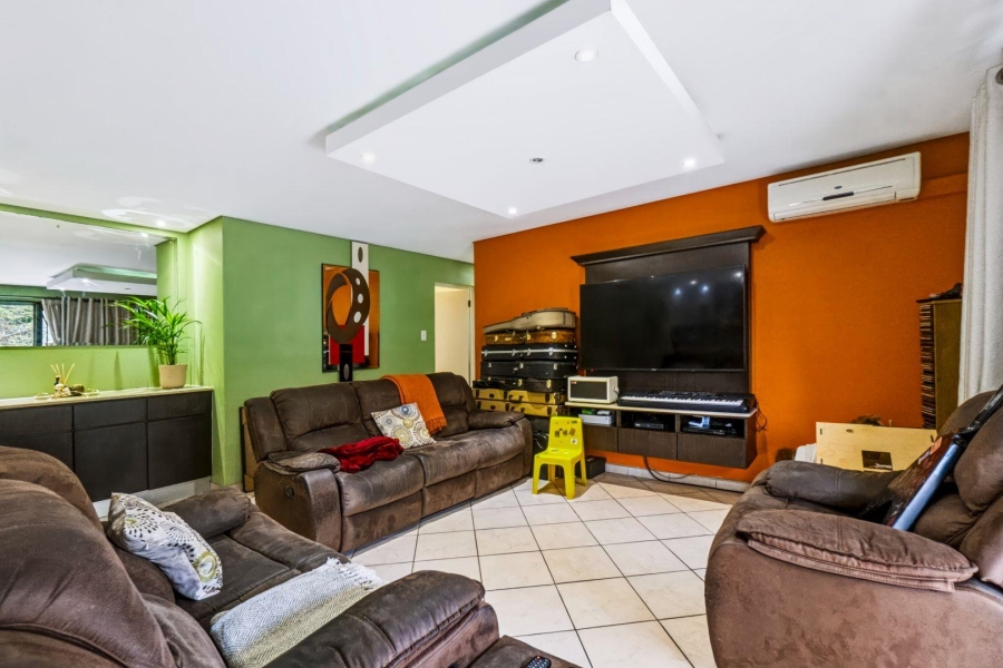 3 Bedroom Property for Sale in Amanzimtoti KwaZulu-Natal