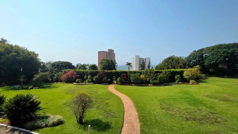1 Bedroom Property for Sale in Umhlanga KwaZulu-Natal