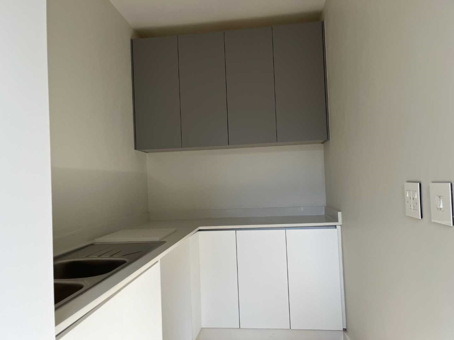 To Let 3 Bedroom Property for Rent in Salt Rock KwaZulu-Natal