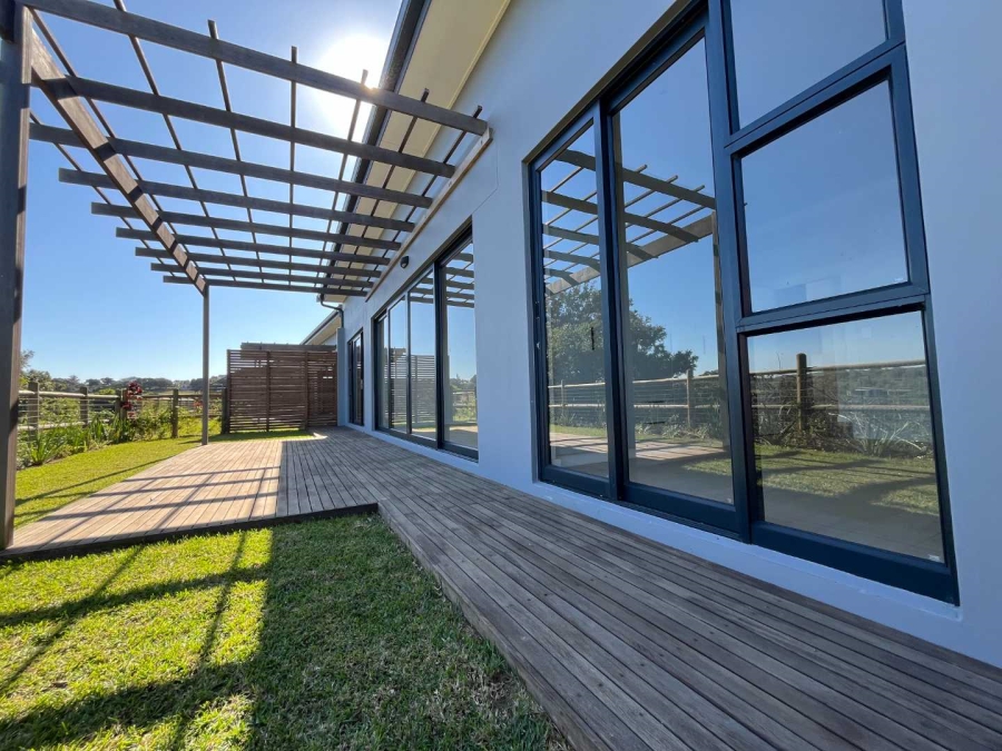 To Let 3 Bedroom Property for Rent in Salt Rock KwaZulu-Natal