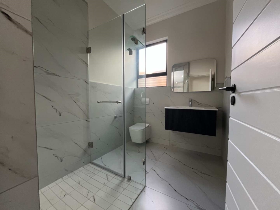 To Let 3 Bedroom Property for Rent in Salt Rock KwaZulu-Natal
