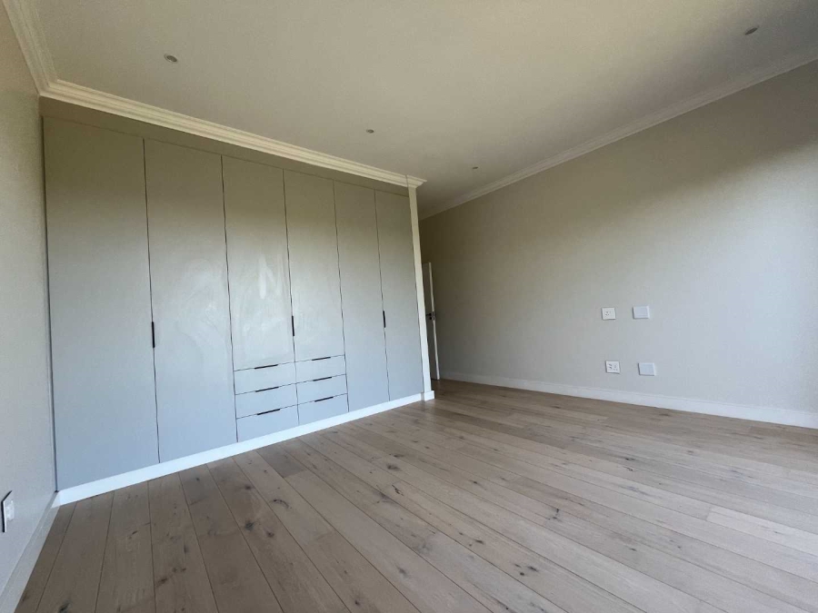 To Let 3 Bedroom Property for Rent in Salt Rock KwaZulu-Natal