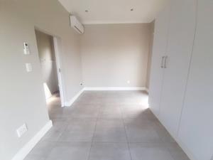To Let 5 Bedroom Property for Rent in Palm Lakes Estate KwaZulu-Natal