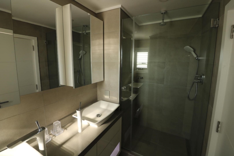 To Let 3 Bedroom Property for Rent in Umhlanga KwaZulu-Natal