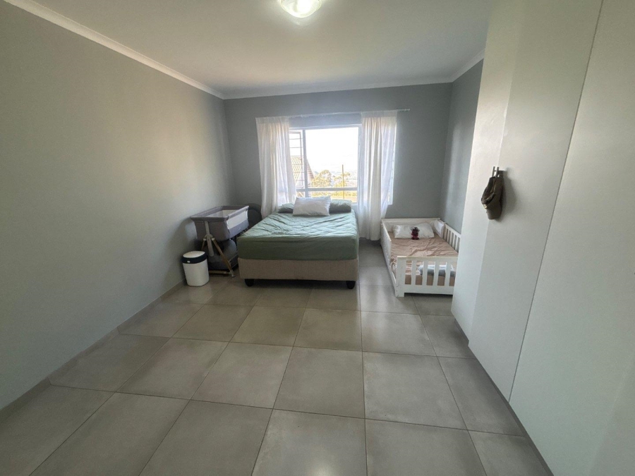 To Let 3 Bedroom Property for Rent in Kloof KwaZulu-Natal