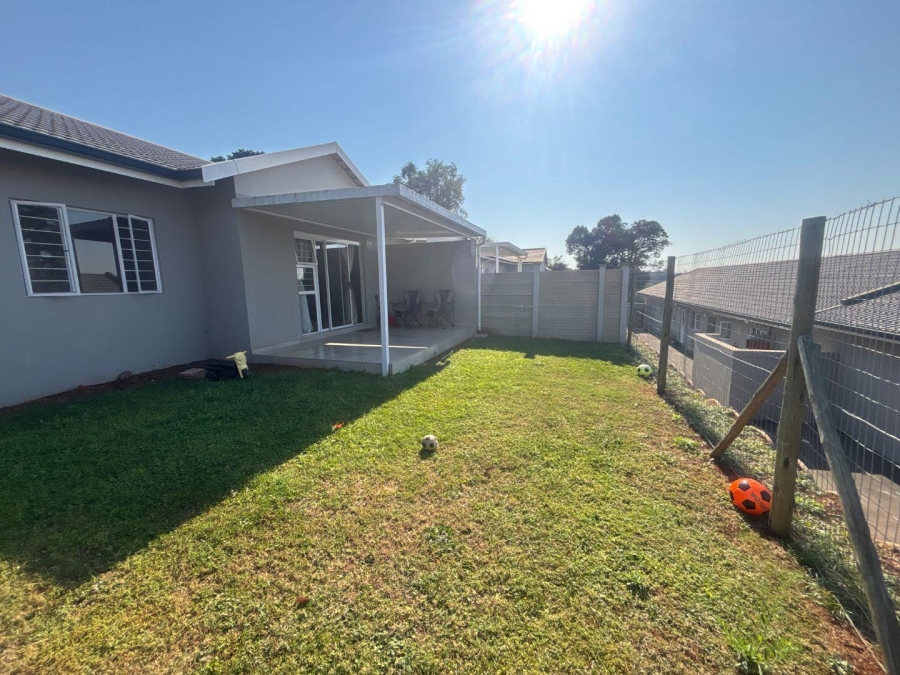 To Let 3 Bedroom Property for Rent in Kloof KwaZulu-Natal
