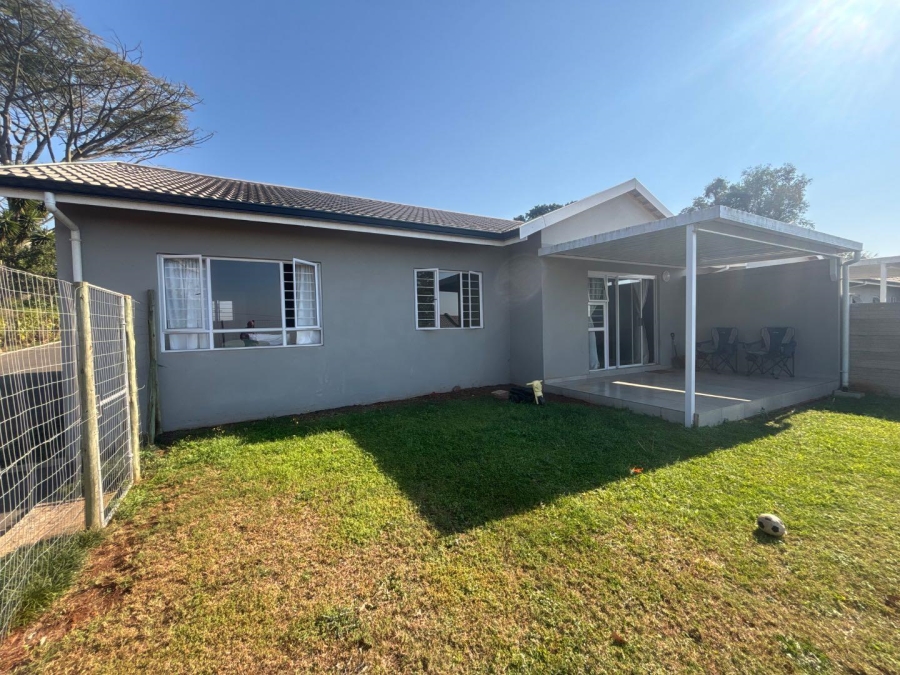 To Let 3 Bedroom Property for Rent in Kloof KwaZulu-Natal