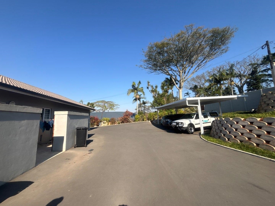 To Let 3 Bedroom Property for Rent in Kloof KwaZulu-Natal