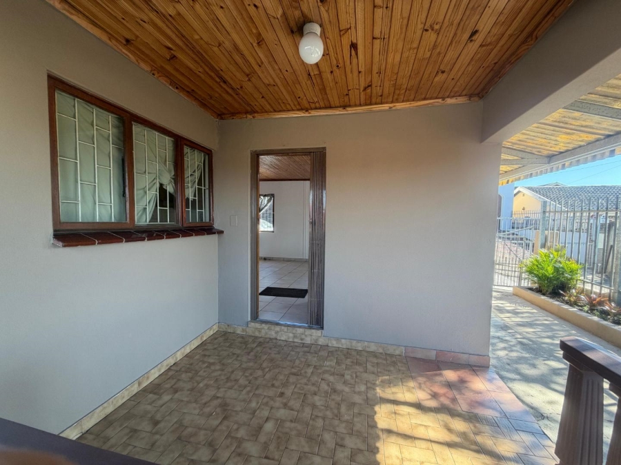 To Let 3 Bedroom Property for Rent in Woodview KwaZulu-Natal