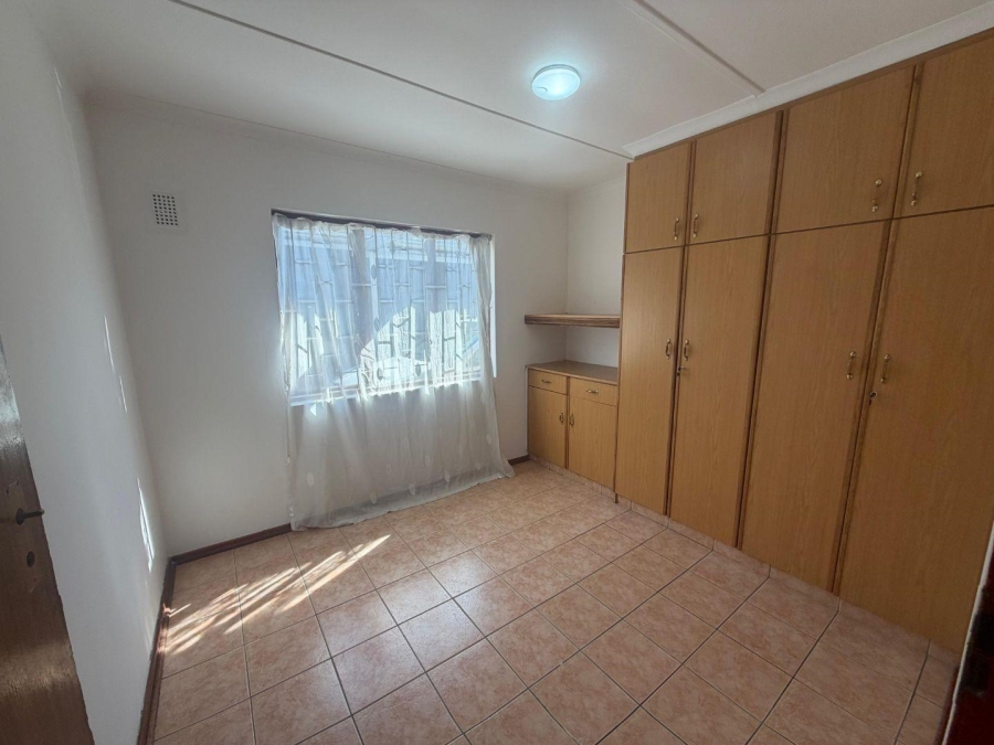 To Let 3 Bedroom Property for Rent in Woodview KwaZulu-Natal