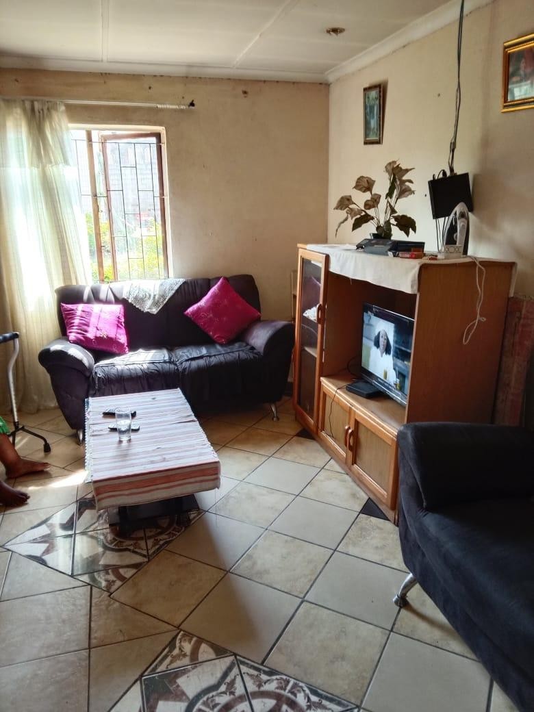2 Bedroom Property for Sale in Birchwood Park KwaZulu-Natal