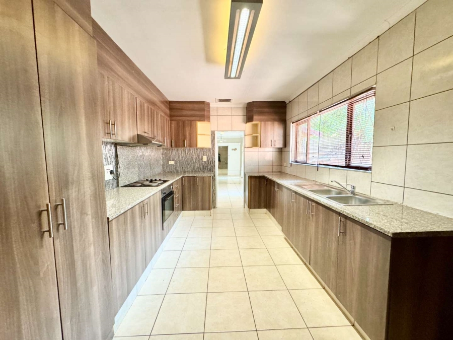 4 Bedroom Property for Sale in Glen Hills KwaZulu-Natal