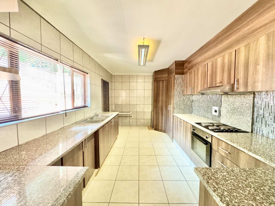 4 Bedroom Property for Sale in Glen Hills KwaZulu-Natal