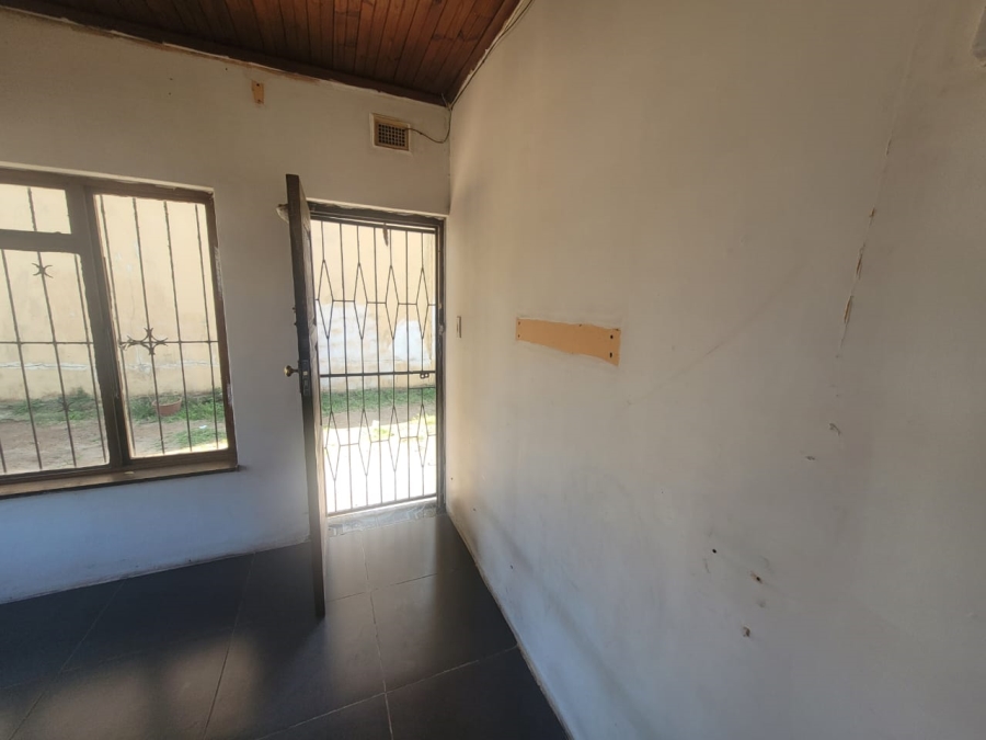 2 Bedroom Property for Sale in Havenside KwaZulu-Natal
