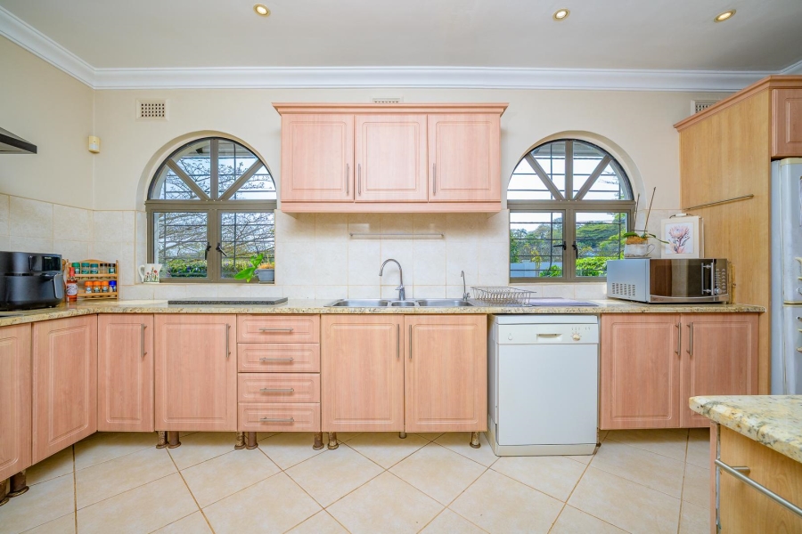 4 Bedroom Property for Sale in Glen Anil KwaZulu-Natal