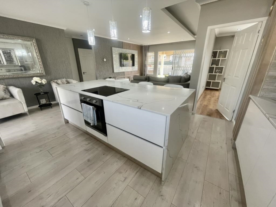 3 Bedroom Property for Sale in Mount Edgecombe KwaZulu-Natal