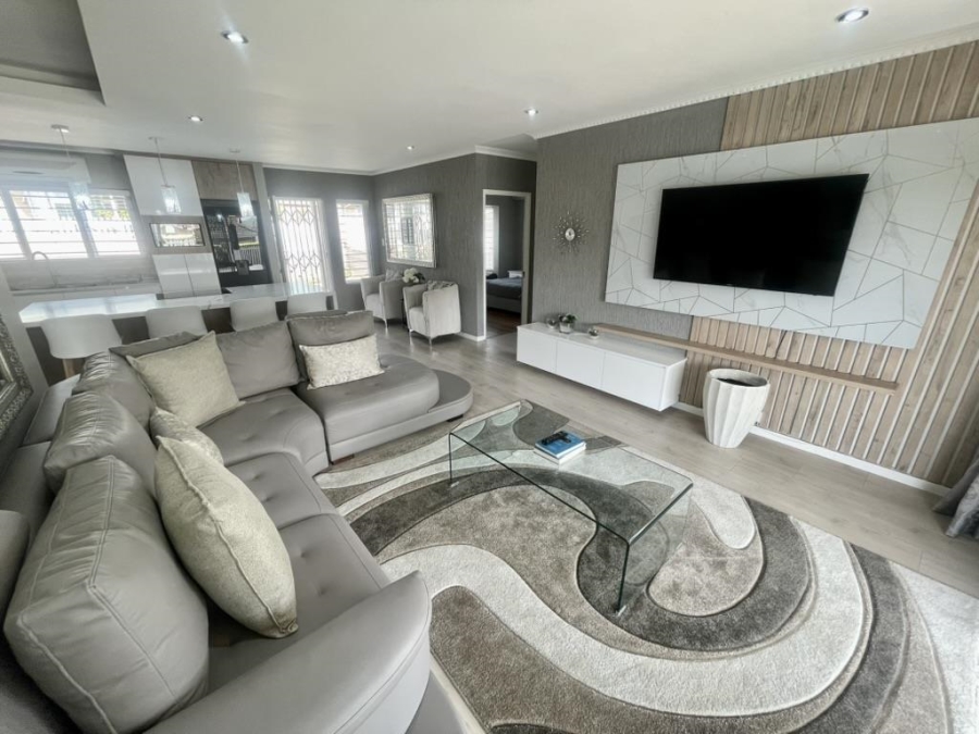 3 Bedroom Property for Sale in Mount Edgecombe KwaZulu-Natal