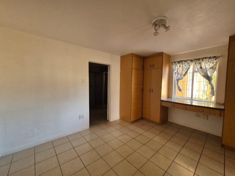 To Let 2 Bedroom Property for Rent in Bluff KwaZulu-Natal
