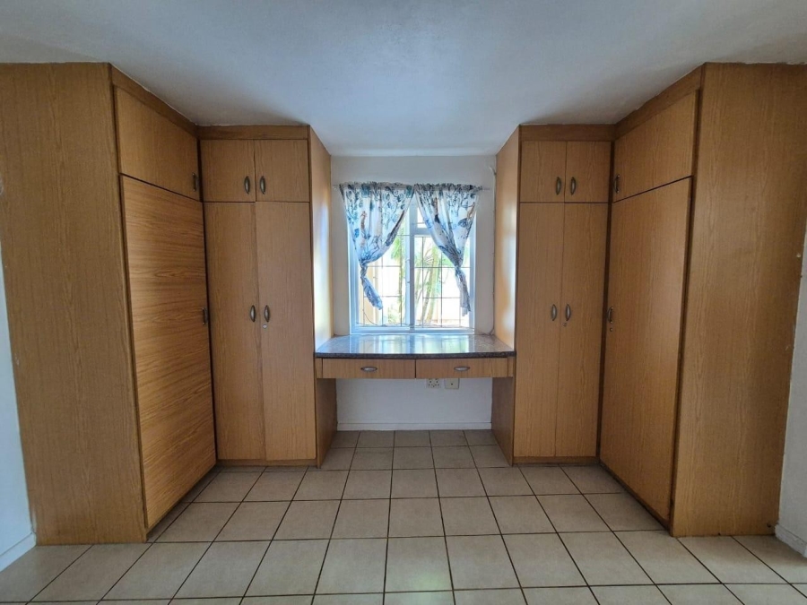 To Let 2 Bedroom Property for Rent in Bluff KwaZulu-Natal