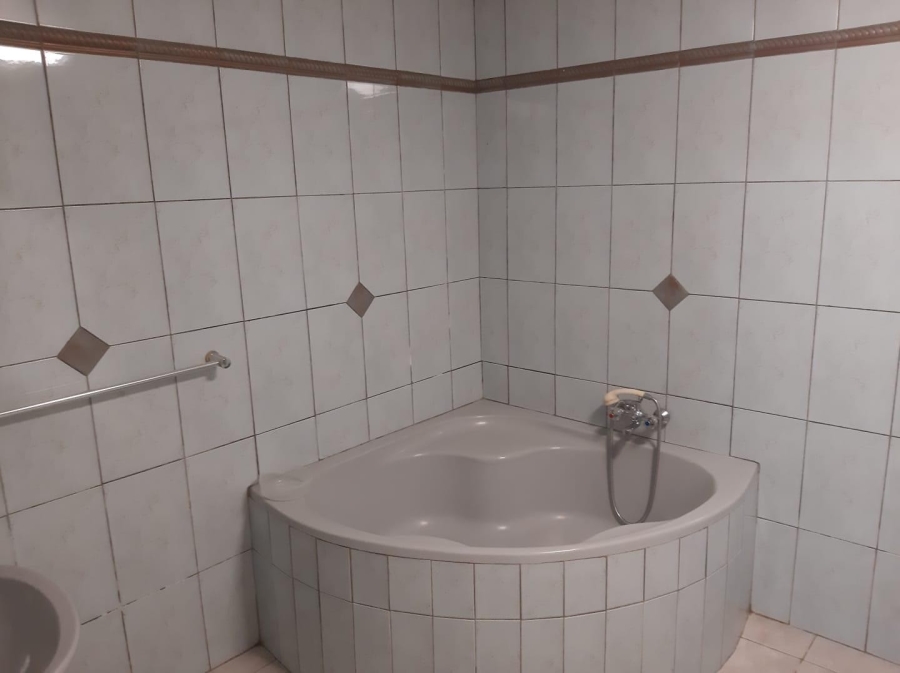 To Let 2 Bedroom Property for Rent in Bluff KwaZulu-Natal