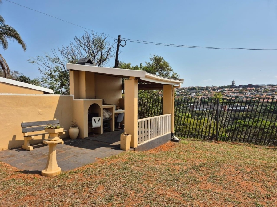 To Let 2 Bedroom Property for Rent in Bluff KwaZulu-Natal