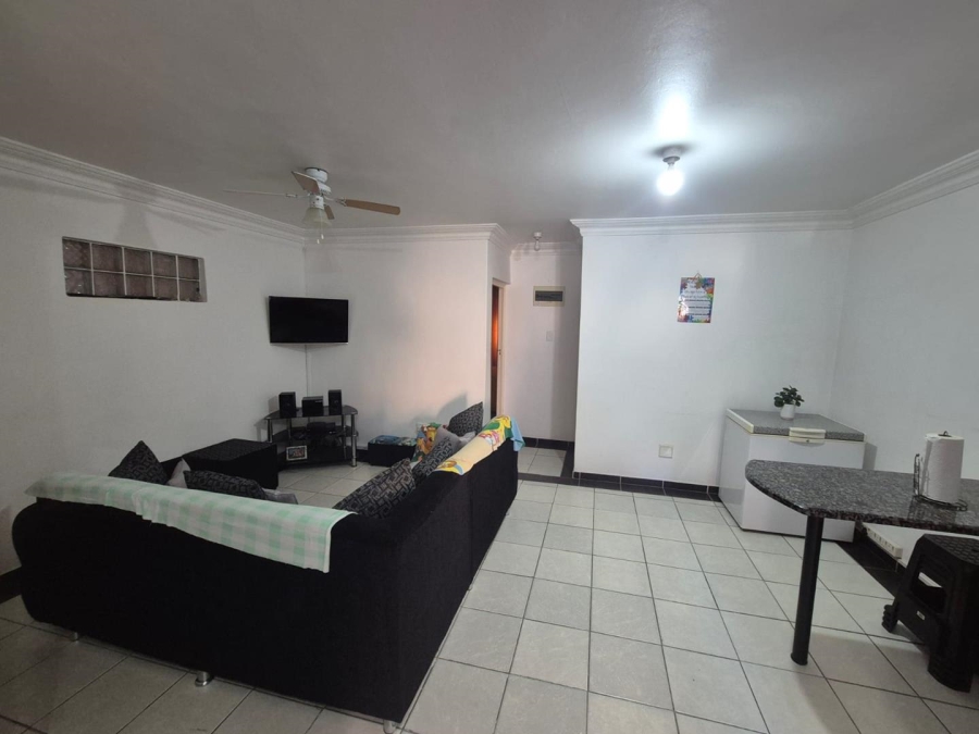 2 Bedroom Property for Sale in Bluff KwaZulu-Natal