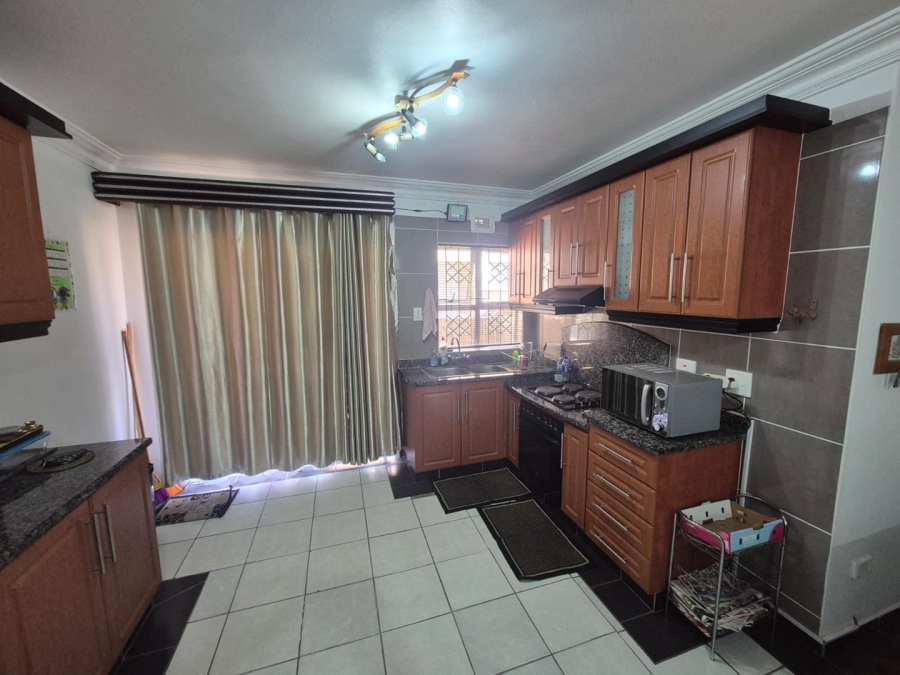 2 Bedroom Property for Sale in Bluff KwaZulu-Natal