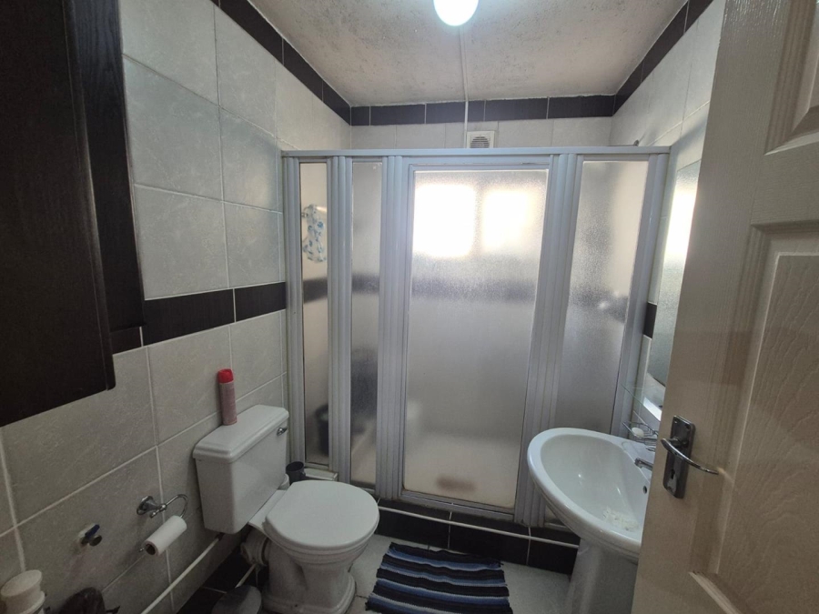 2 Bedroom Property for Sale in Bluff KwaZulu-Natal