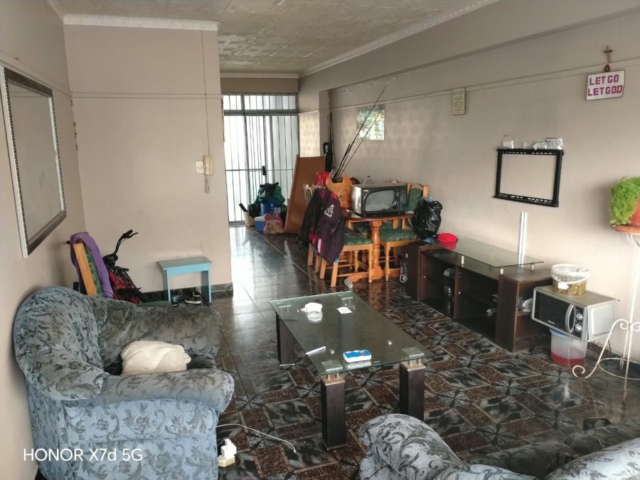 1 Bedroom Property for Sale in North Beach KwaZulu-Natal
