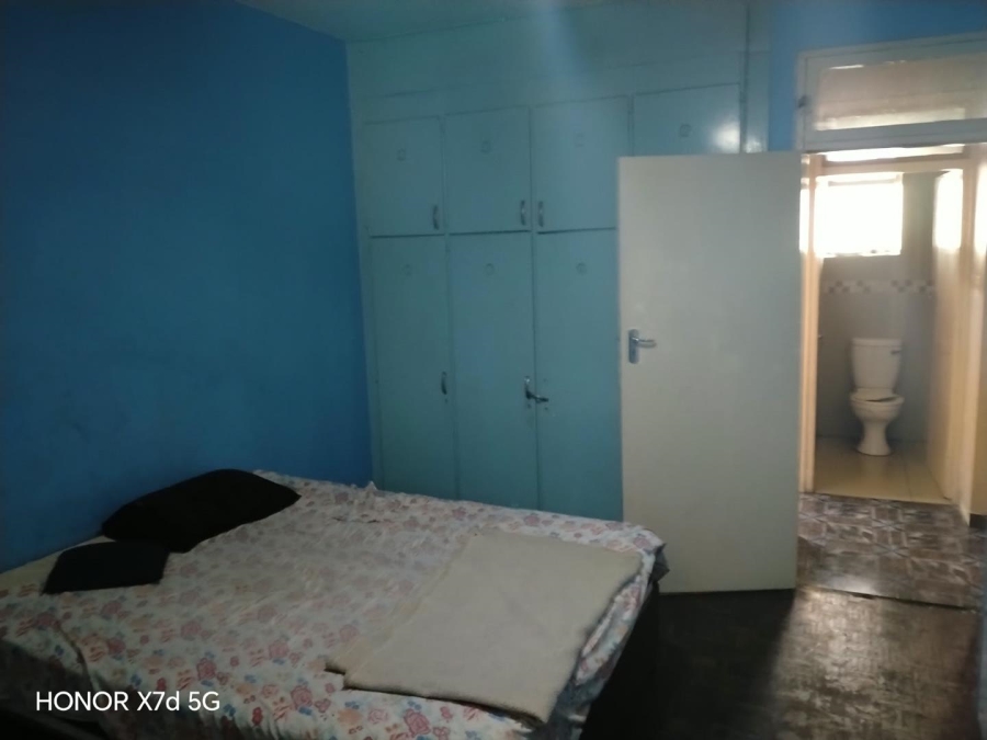 1 Bedroom Property for Sale in North Beach KwaZulu-Natal