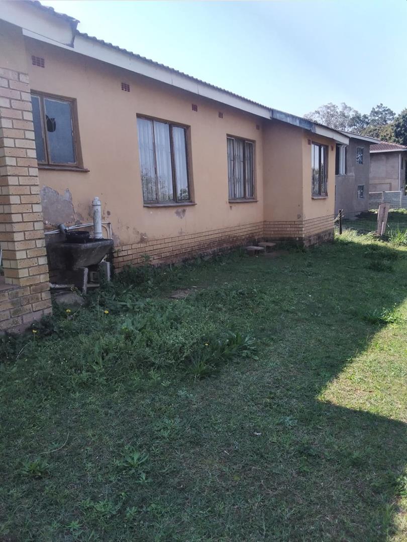 4 Bedroom Property for Sale in Amanzimtoti KwaZulu-Natal
