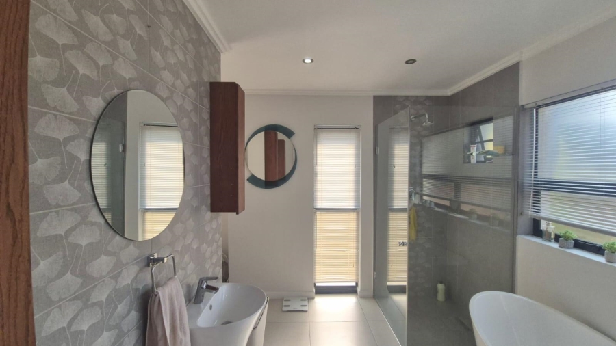 4 Bedroom Property for Sale in Palm Lakes Estate KwaZulu-Natal