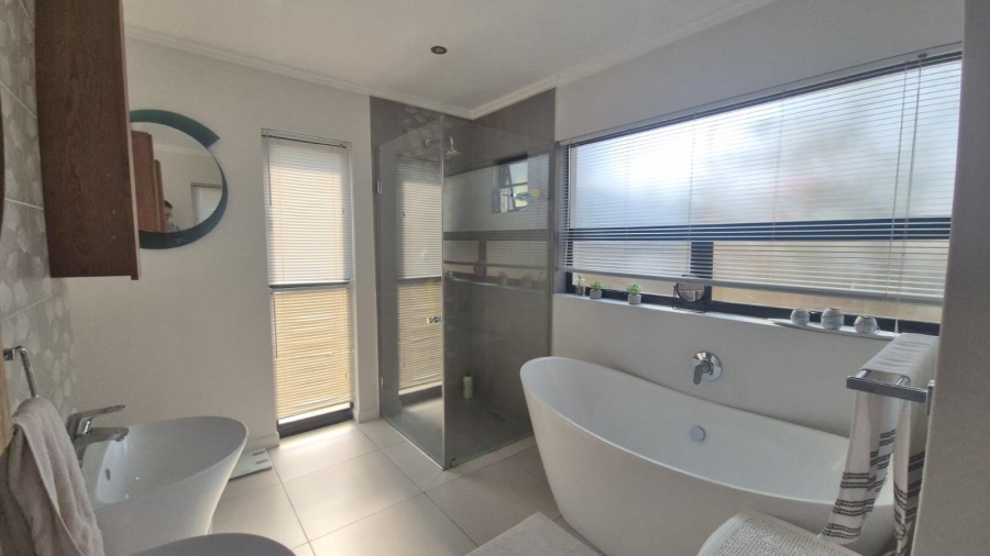 4 Bedroom Property for Sale in Palm Lakes Estate KwaZulu-Natal