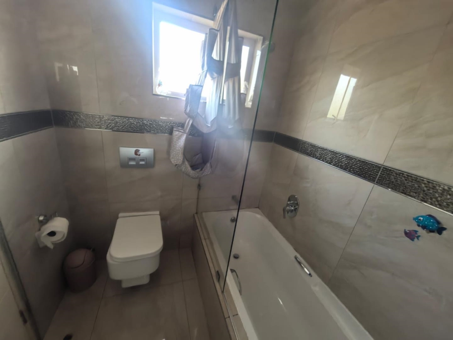 To Let 3 Bedroom Property for Rent in Paradise Valley KwaZulu-Natal