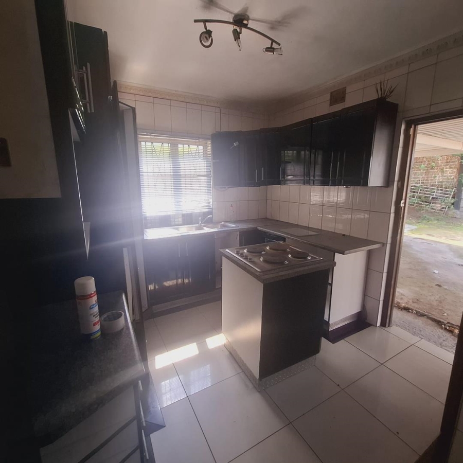 3 Bedroom Property for Sale in Havenside KwaZulu-Natal